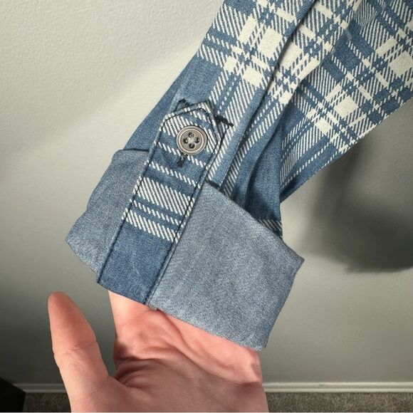 Harper For Francesca's Blue Plaid Chambray Button-Up Shirt NWT Size Small Casual - Picture 7 of 16